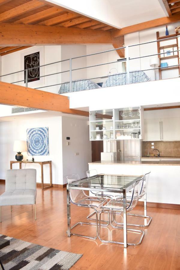 Apartment Architect-designed Loft In A Historic Hilltop Neighborhood Lisbon
